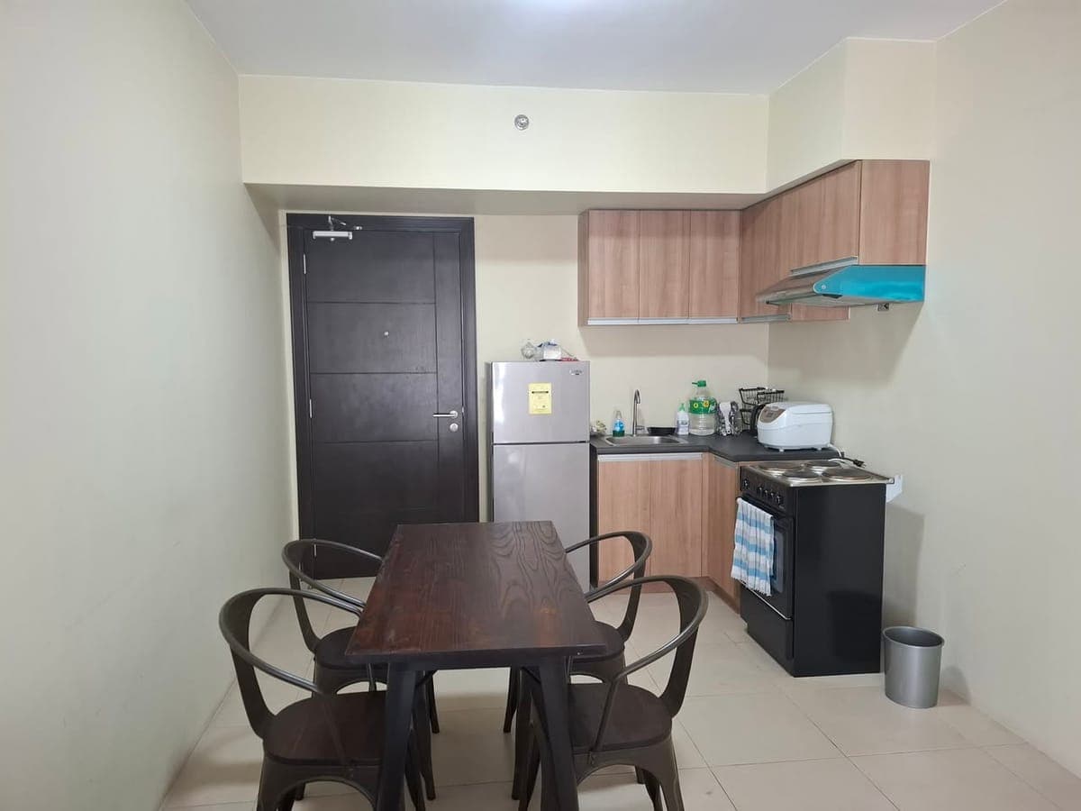 FOR RENT | 2-Bedroom Condo with Parking - photo 2