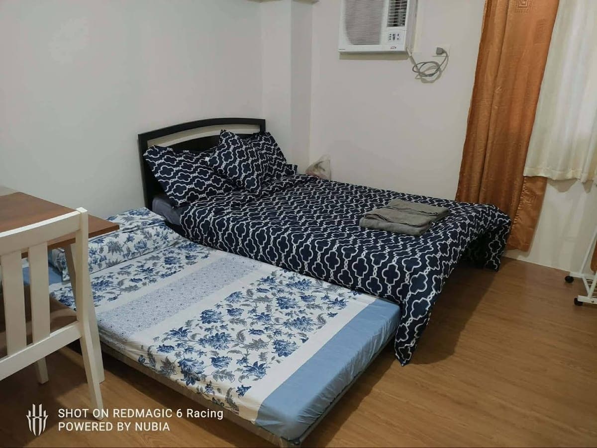 1+1 and 15k only! Including condo dues studio unit for rent Near Capitol, Cebu Doc, Fuente and Sotto - photo 1