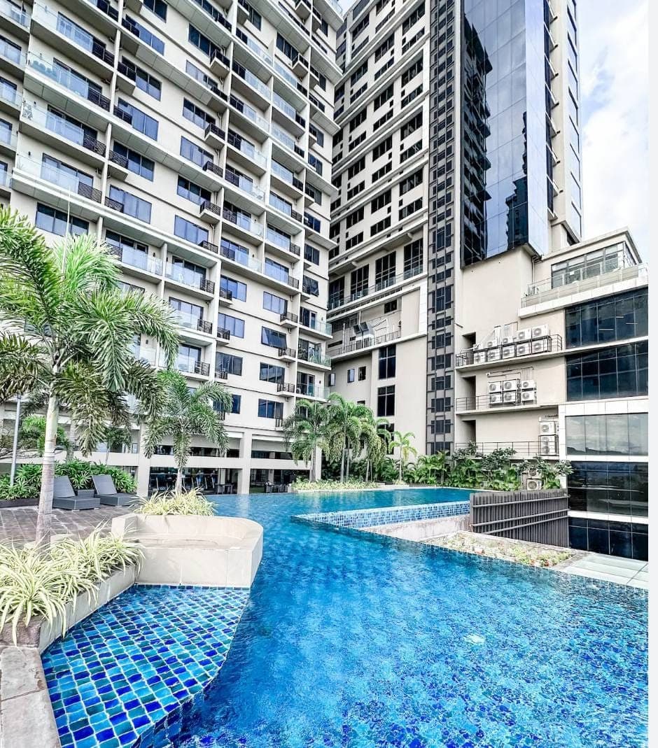 ONE PAVILION RESIDENCES - photo 1