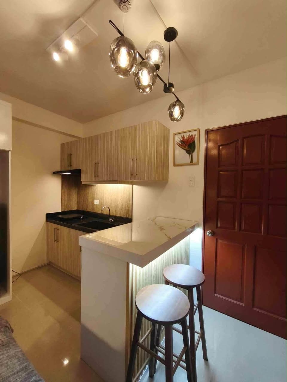 ✅️ FOR RENT: STUDIO UNIT W/ PARKING LOT - photo 3