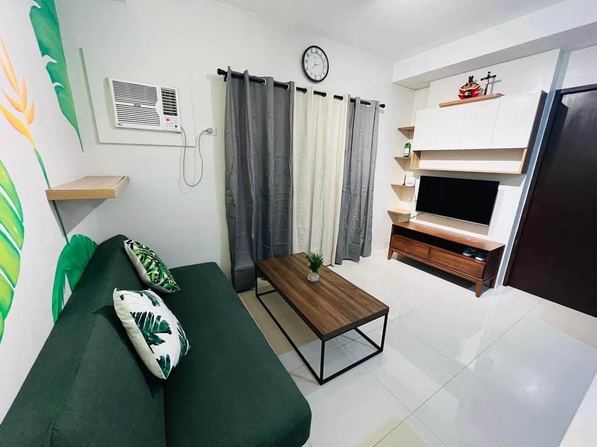 🏢 FOR RENT: 1-Bedroom Condo – Casa Mira Labangon Tower 2 - photo 1