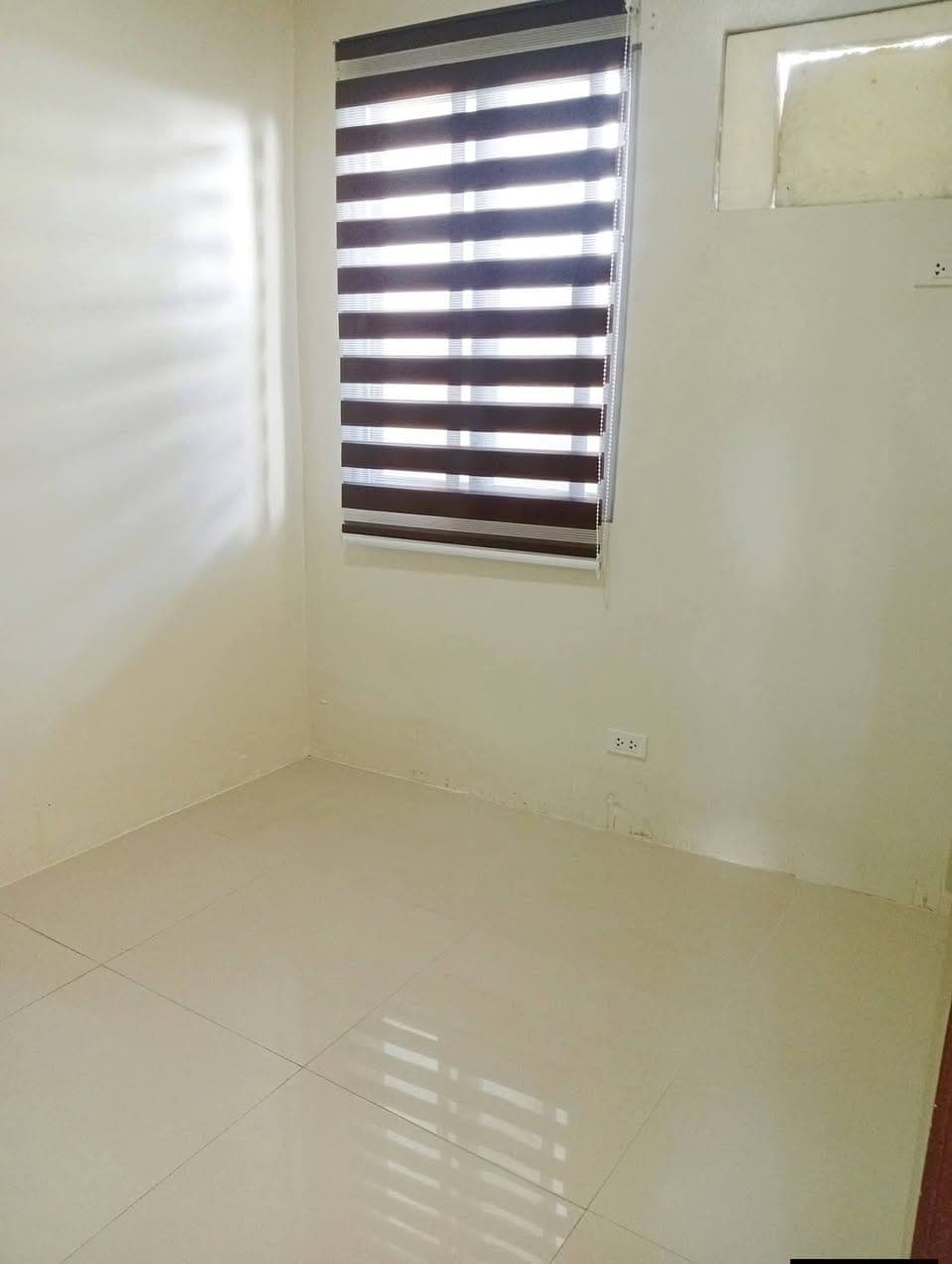 FOR RENT 1 BEDROOM APARTMENT WITH BALCONY - photo 4