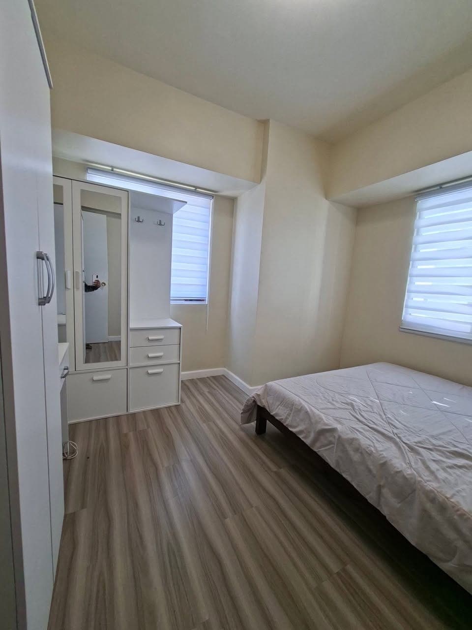 OPEN FOR SUBLEASE - photo 3