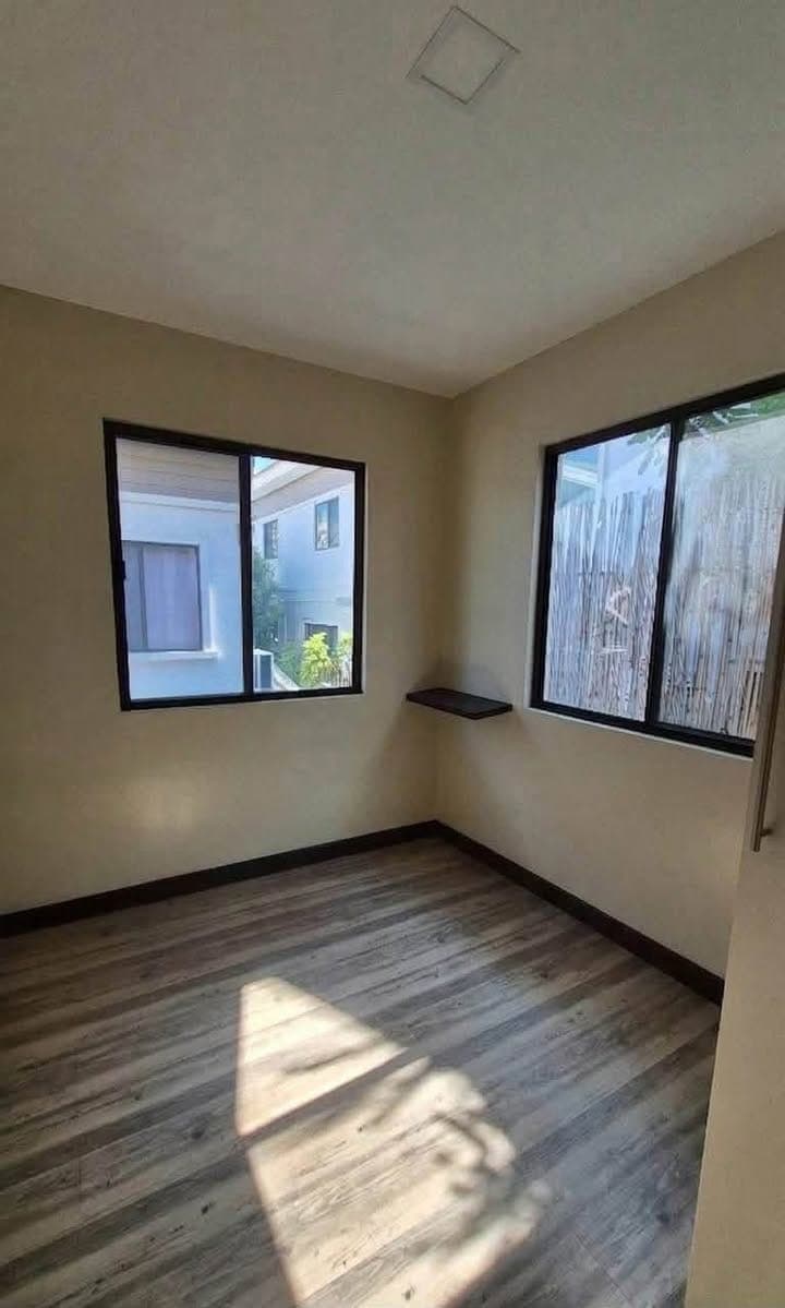 🏡 𝐅𝐎𝐑 𝐑𝐄𝐍𝐓: House in Guadalupe Gated Subdivision - photo 2