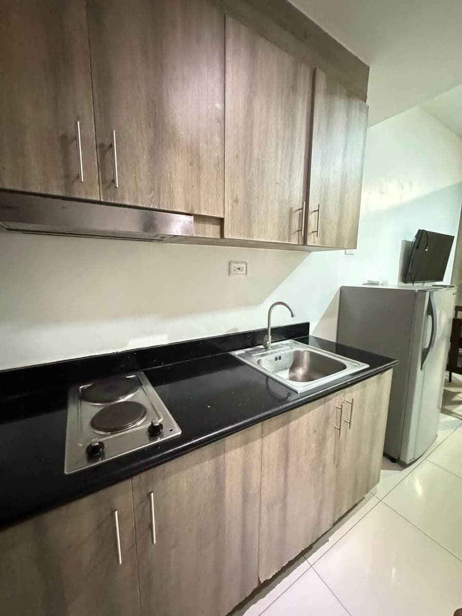 Can View today and Can Move in Asap ‼️ - photo 3