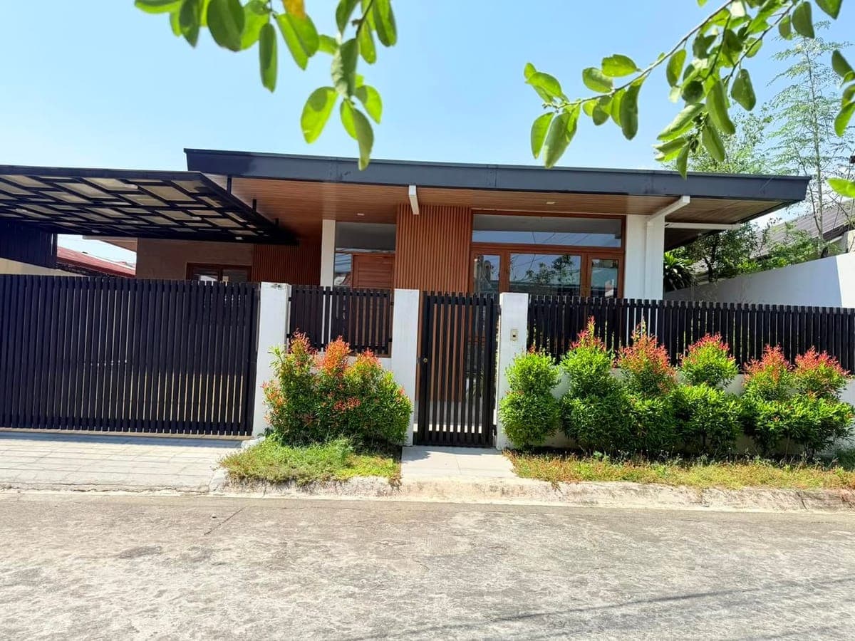 🏡 FOR RENT | Modern Bungalow in South Admiral, Barangay Merville, Parañaque - photo 2