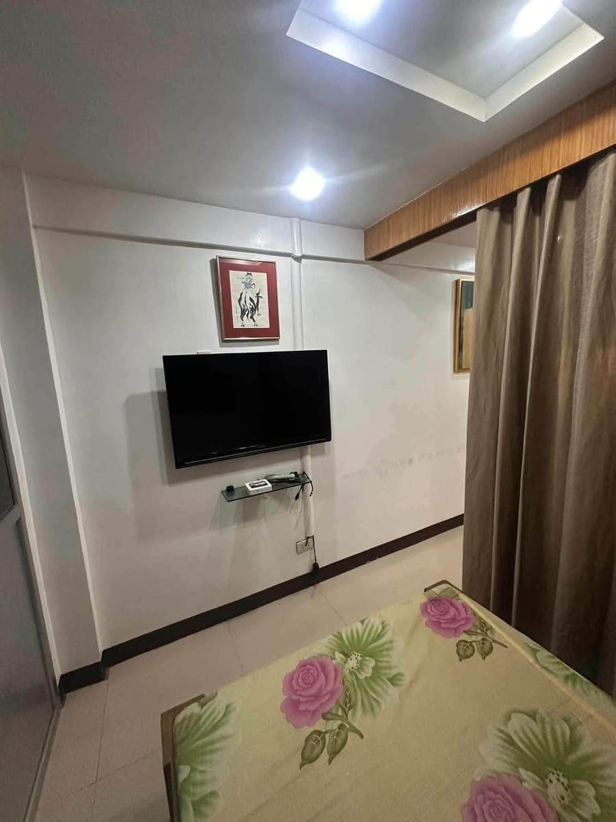 🏢 FULLY FURNISHED CONDO FOR RENT – FAMILIA APARTMENTS, SPRINGSIDE - photo 3