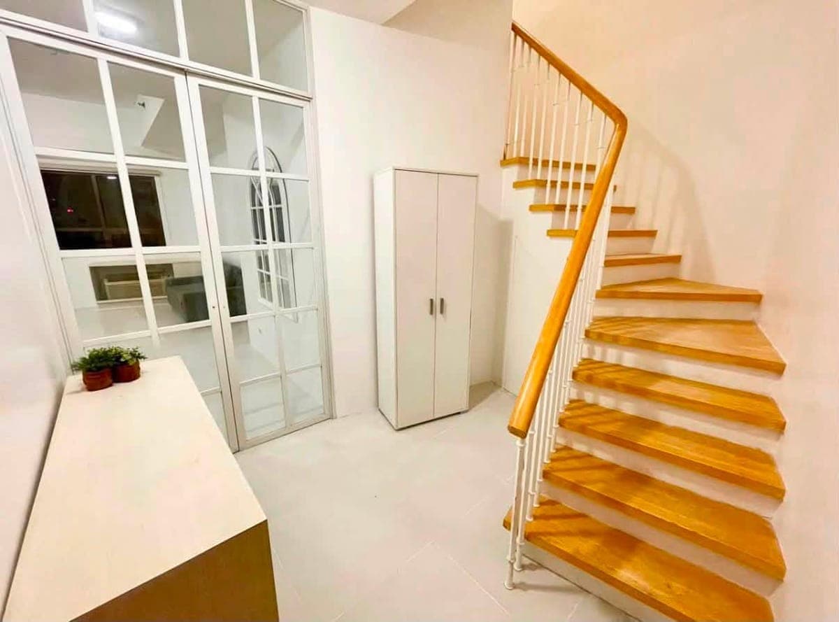 FOR RENT / LEASE - photo 1