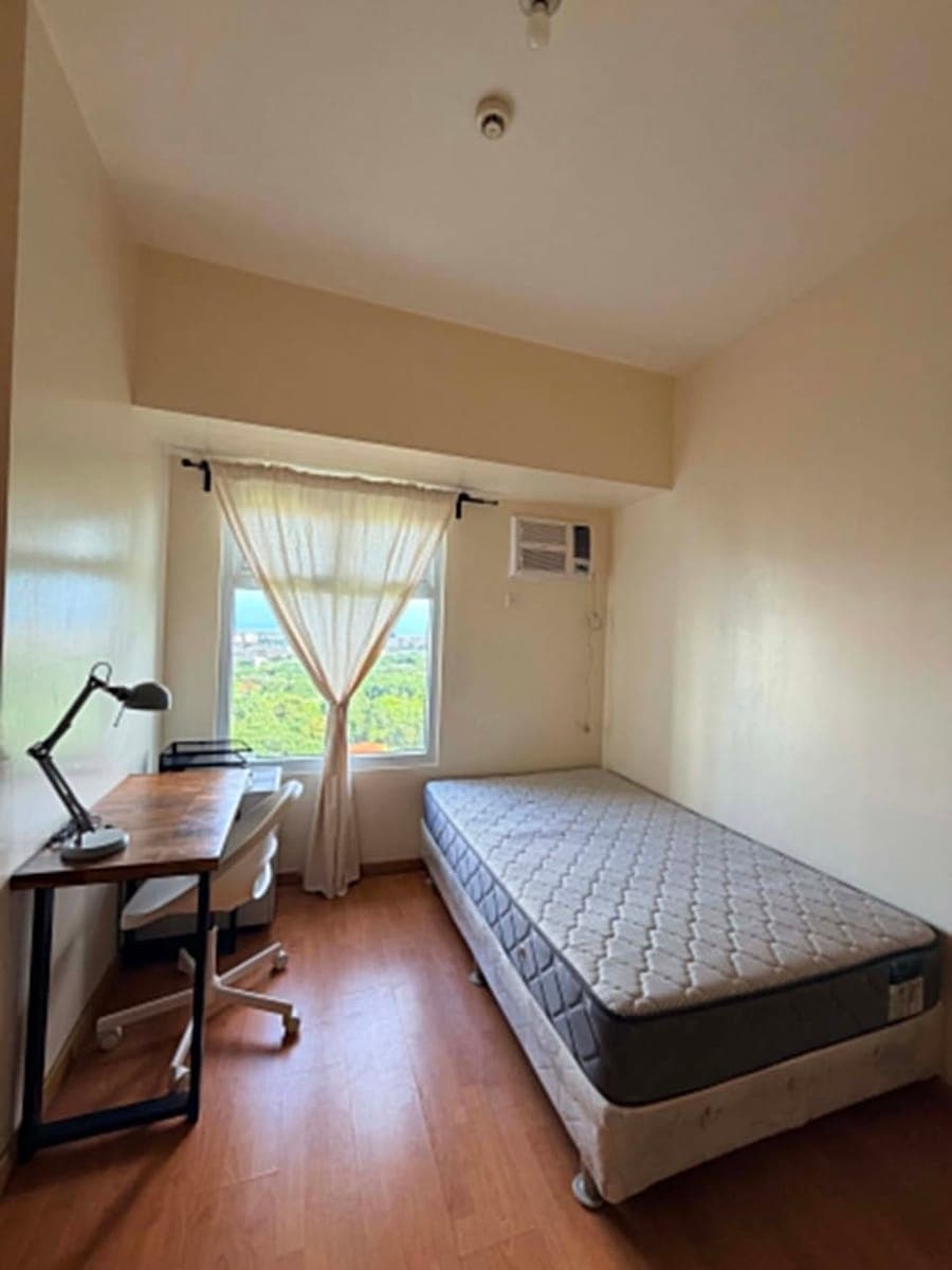 **🏙️ For Rent – 1BR Condo with Balcony, BGC** - photo 4