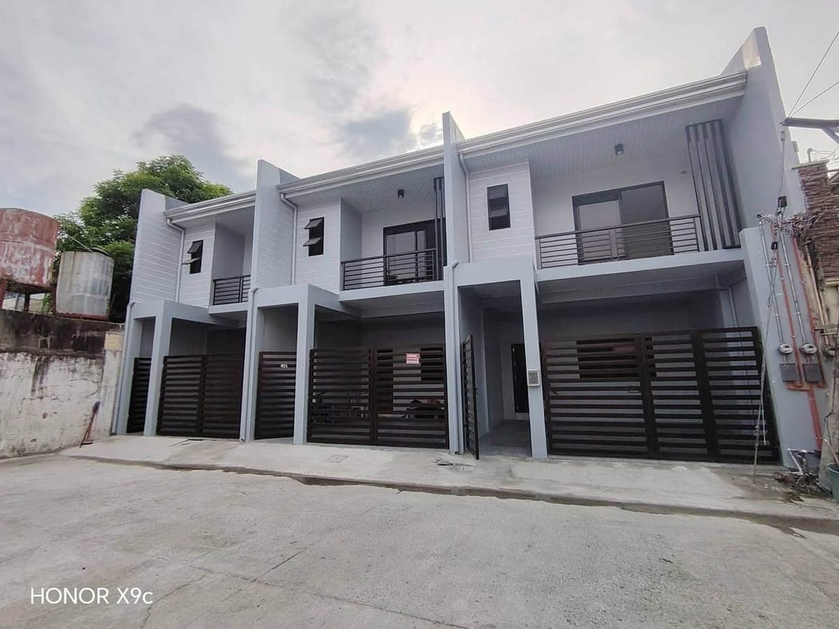 🏡 FOR SALE OR FOR RENT - photo 1
