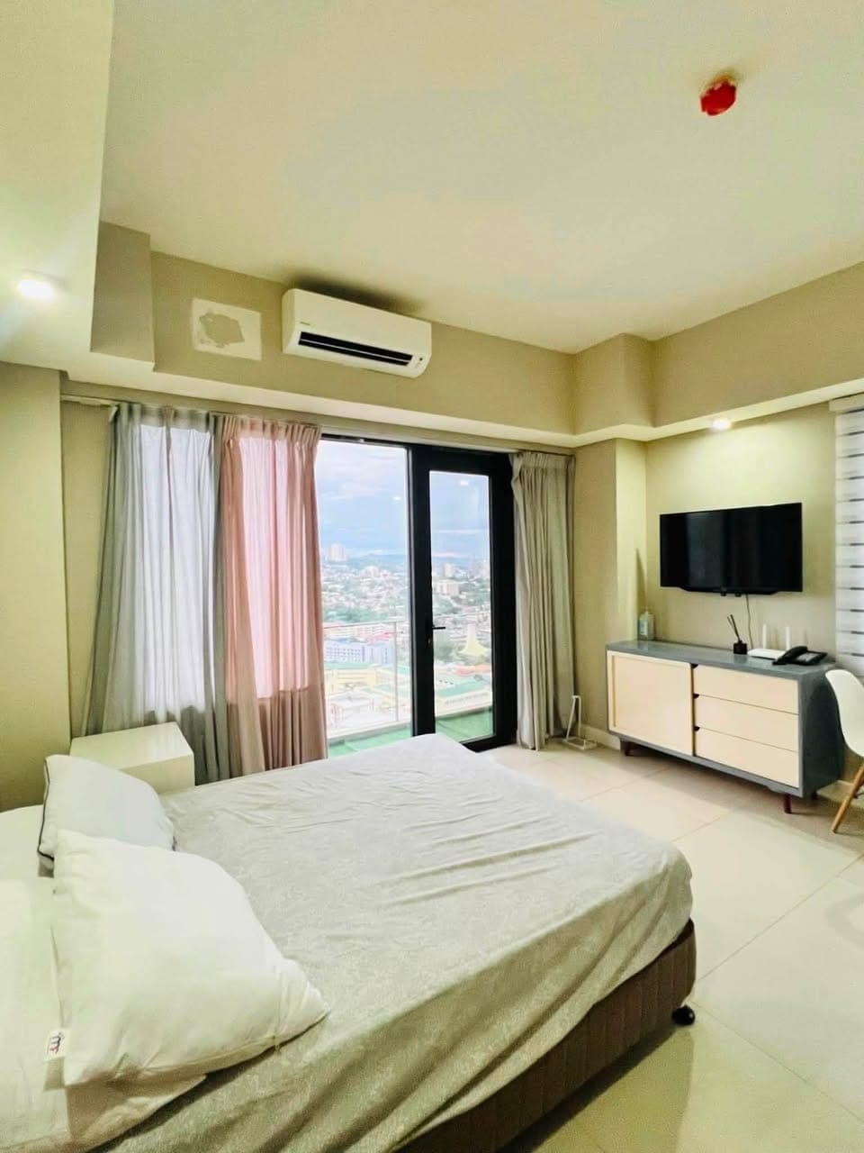 ✨ FOR RENT | AVAILABLE NOW ✨ - photo 2