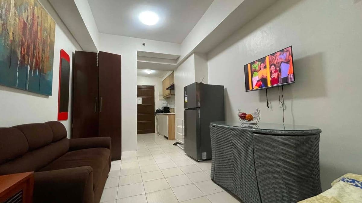 ✨ FOR RENT – Newly Renovated Studio Unit @ Persimmon ✨ - photo 2