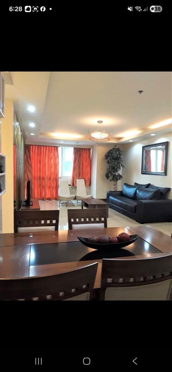 • FOR RENT! Available Now in Ermita Manila! - photo 4