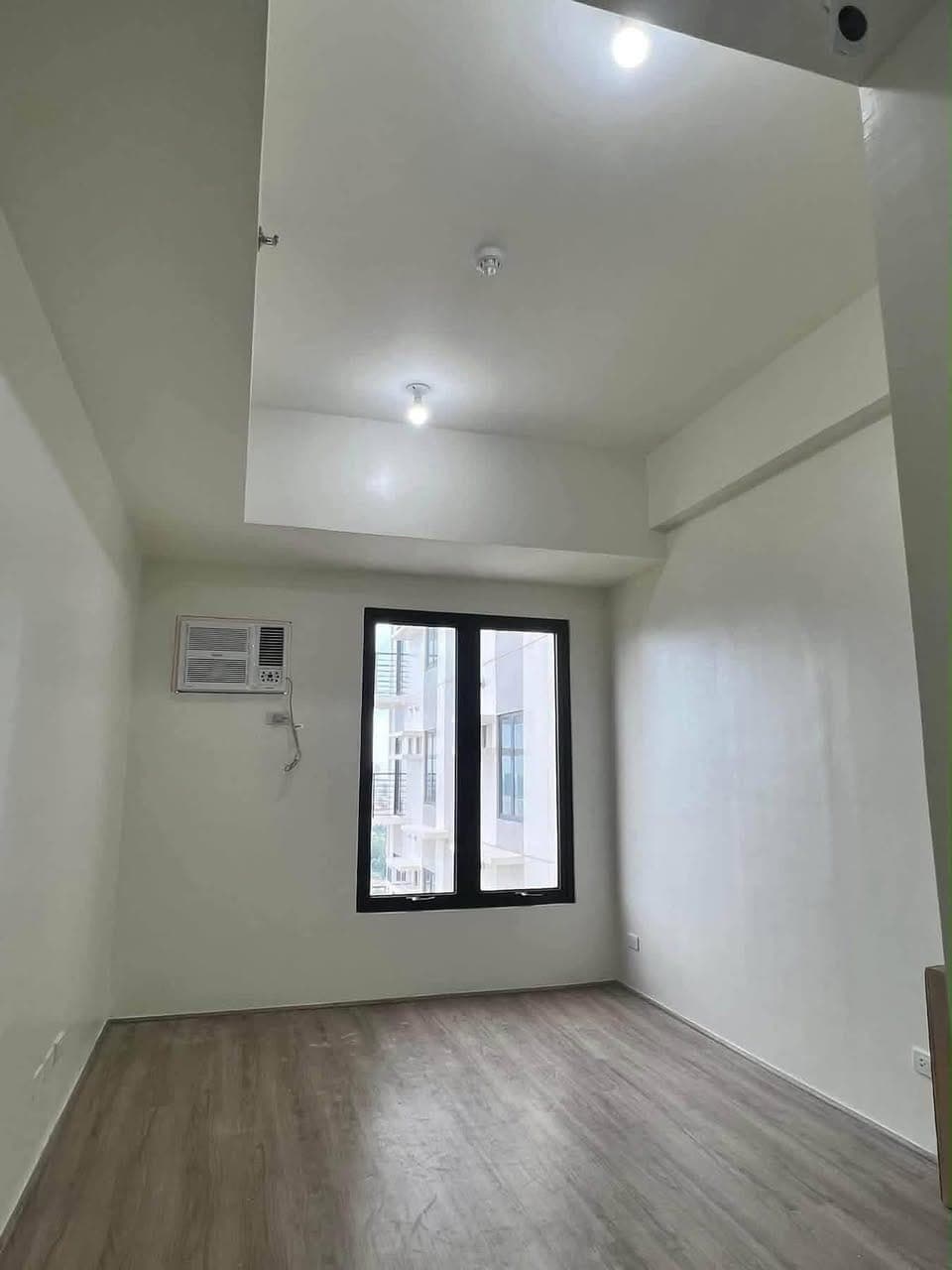 𝙁𝙊𝙍 𝙇𝙀𝘼𝙎𝙀: 𝙐𝙣𝙛𝙪𝙧𝙣𝙞𝙨𝙝𝙚𝙙 𝙐𝙣𝙞𝙩 𝙉𝙚𝙖𝙧 𝘾𝙚𝙗𝙪 𝙄𝙏 𝙋𝙖𝙧𝙠 - photo 4