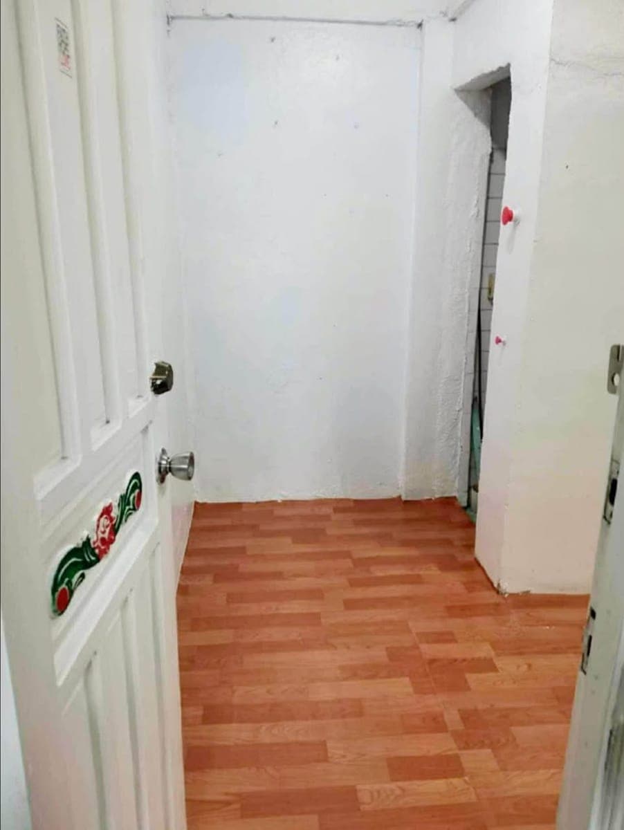 🏡 BIG ROOM FOR RENT – COUPLE OR SOLO🏡 - photo 1