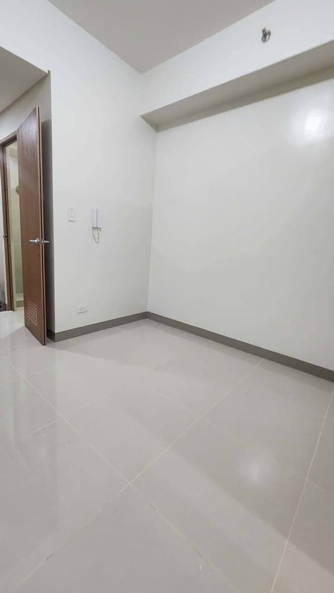 Open for viewing today!! - photo 4