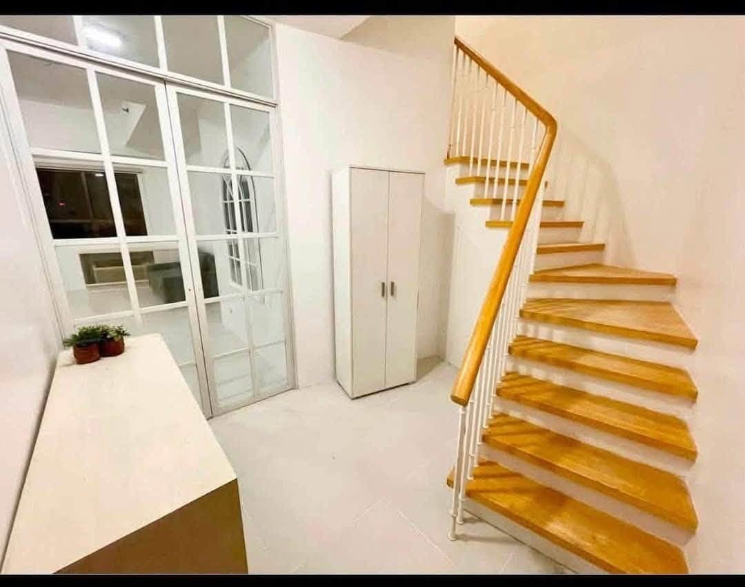 ‼️FOR LEASE🏢ICON RESIDENCES, BGC, NEAR BURGOS CIRCLE, Tower 2 - Lower Penthouse floor Bi-Level - photo 2