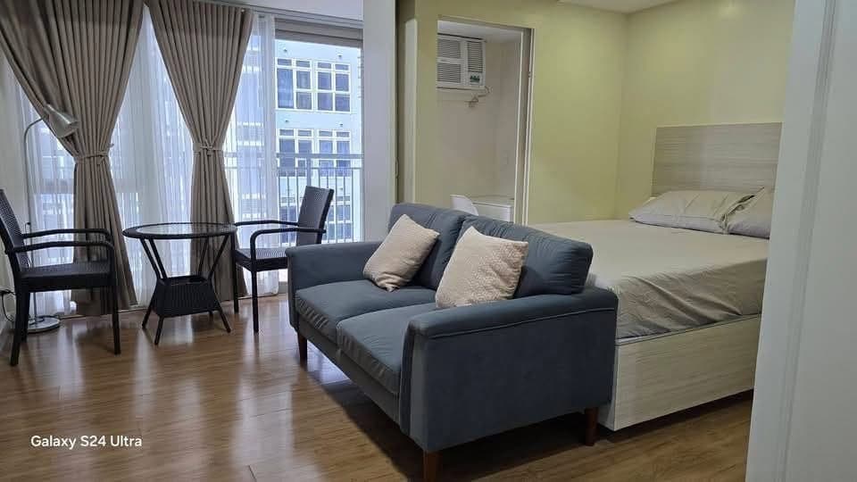 FOR LEASE: Fully furnished Studio unit at Verve, BGC - photo 1