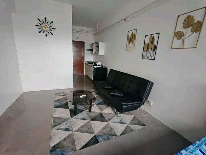 FOR RENT STUDIO UNIT THE REGALIA TOWER C  (5th ave. P.Tuazon Cubao, Quezon City) beside Sm Hypermarket - photo 2