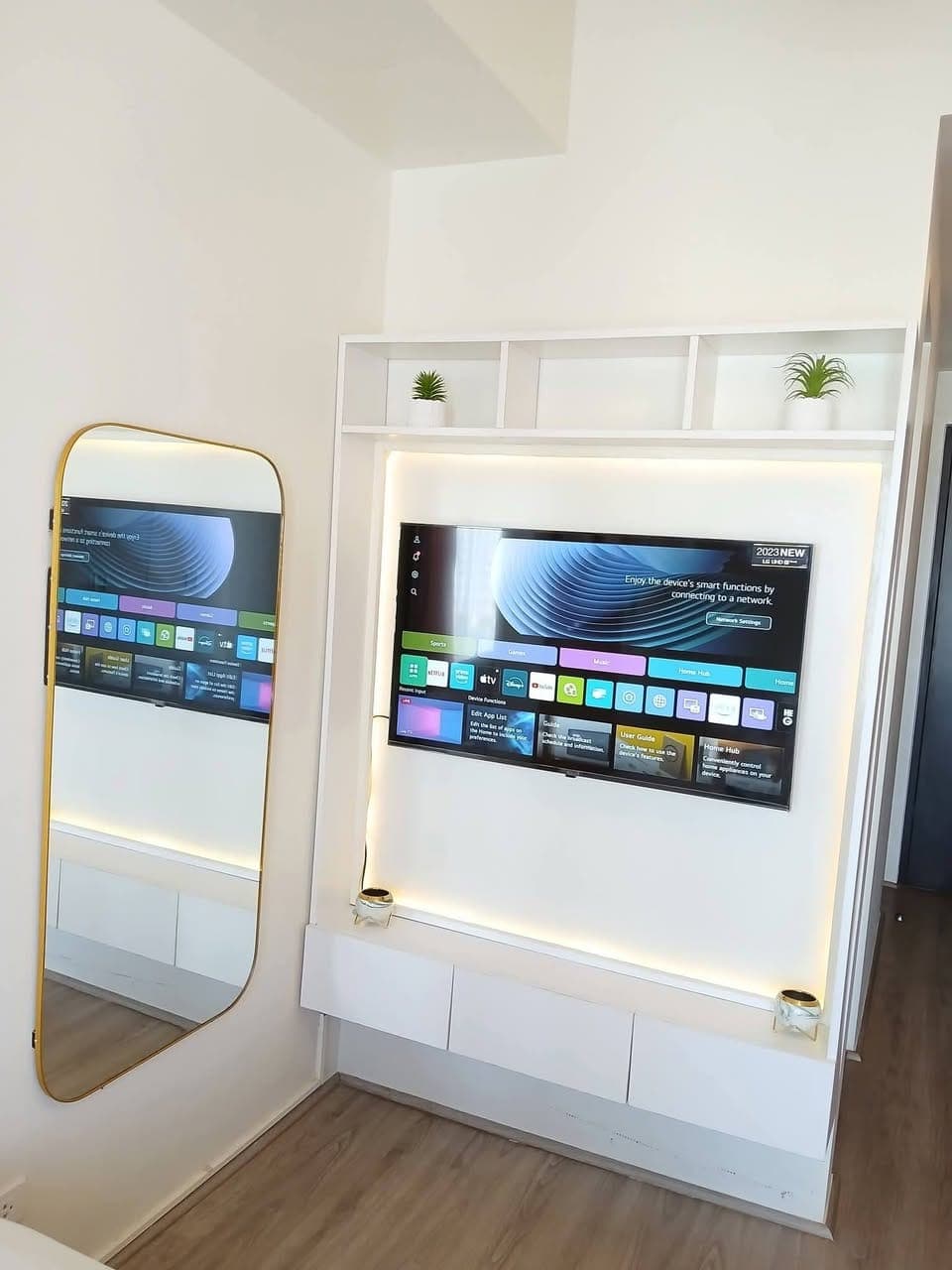 Fully Furnished Studio at The Median - photo 4