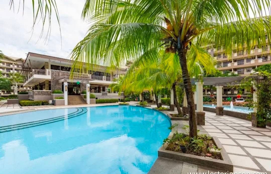 CONDO: ROOM FOR RENT - photo 1