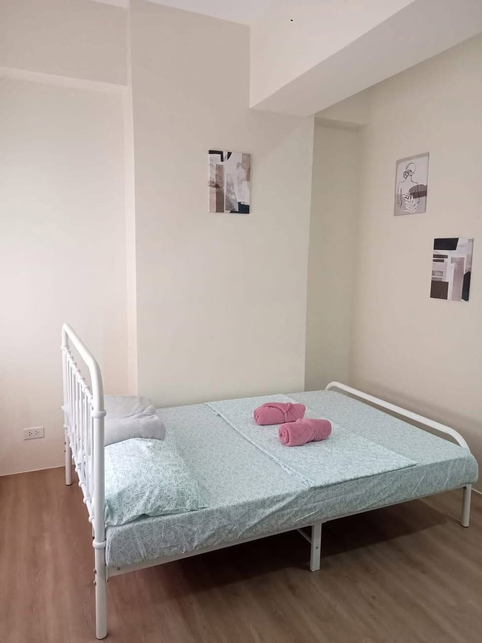 🏢 FOR RENT: Furnished Studio Unit with Balcony ‼️ - photo 2