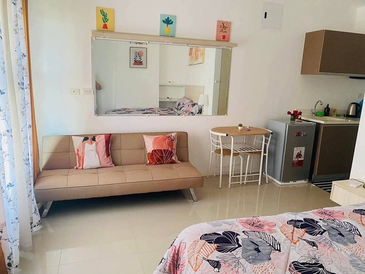 FULLY-FURNISHED STUDIO IN WESTJONES RESIDENCES, - photo 4