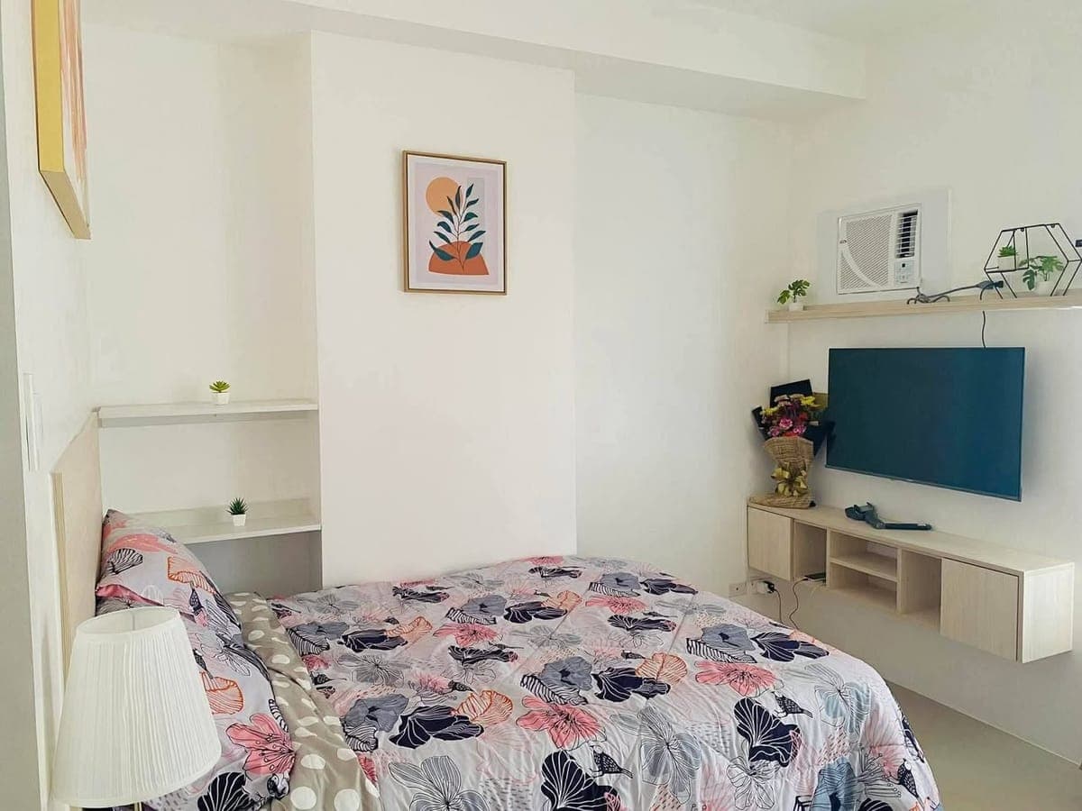 FULLY-FURNISHED STUDIO IN WESTJONES RESIDENCES, - photo 5