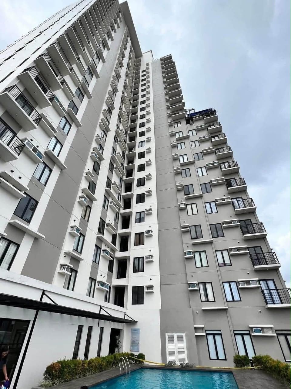 𝙁𝙊𝙍 𝙇𝙀𝘼𝙎𝙀: 𝙐𝙣𝙛𝙪𝙧𝙣𝙞𝙨𝙝𝙚𝙙 𝙐𝙣𝙞𝙩 𝙉𝙚𝙖𝙧 𝘾𝙚𝙗𝙪 𝙄𝙏 𝙋𝙖𝙧𝙠 - photo 1