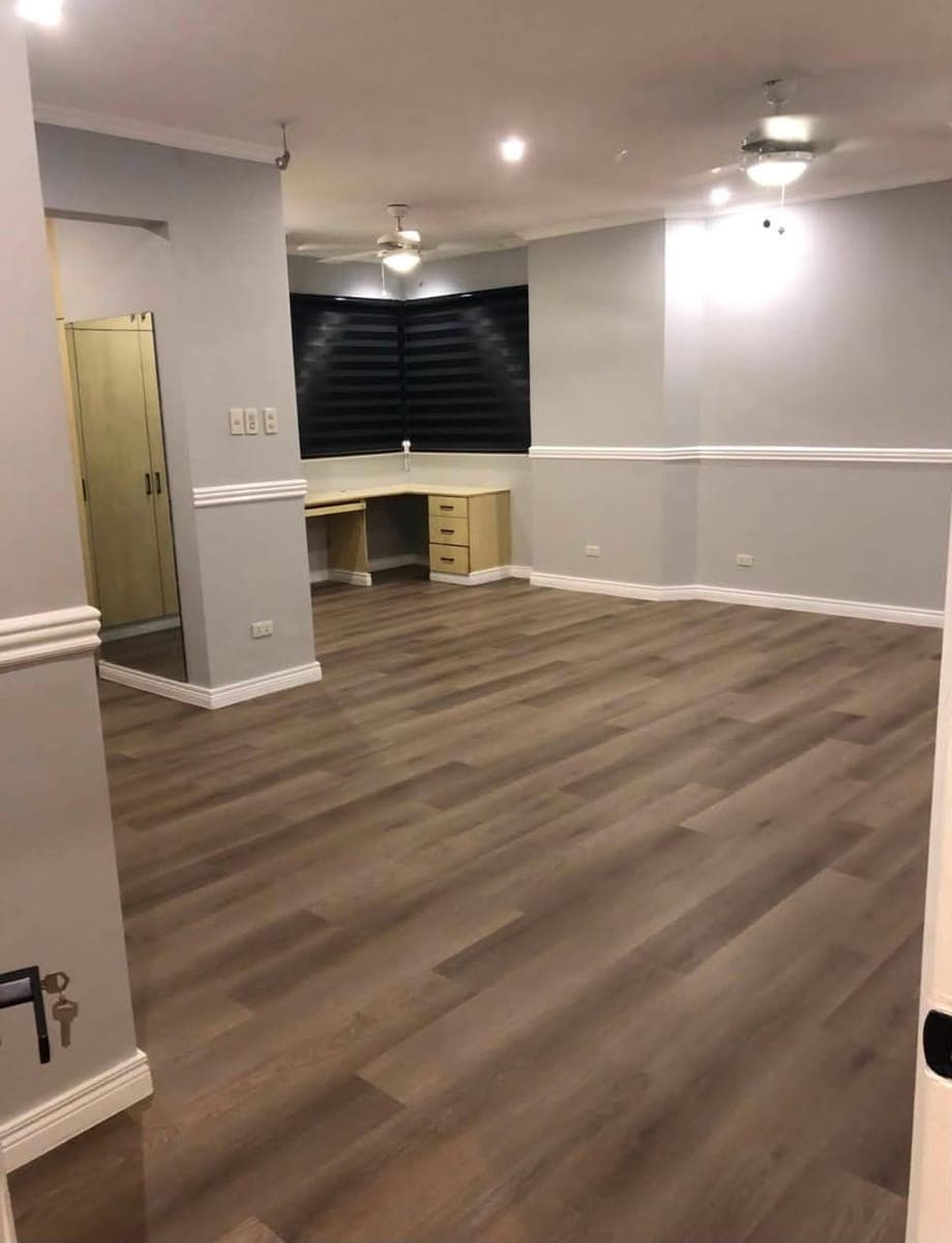❗️NEWLY RENOVATED 4BR PENTHOUSE❗️ - photo 5