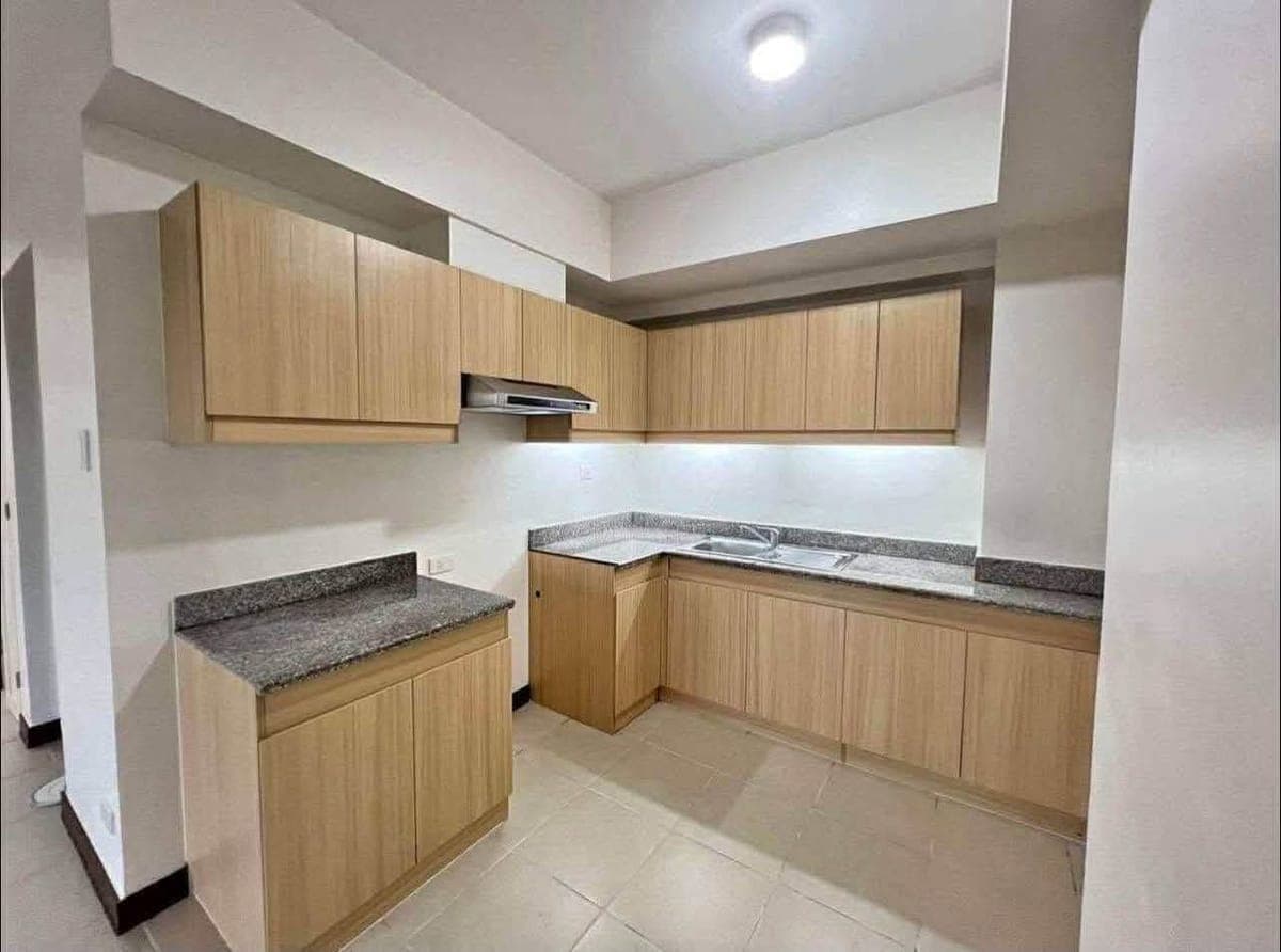 𝐅𝐎𝐑 𝐑𝐄𝐍𝐓: 3BR Semi-furnished Unit w/ Parking at DMCI Infina Towers, Quezon City - photo 2
