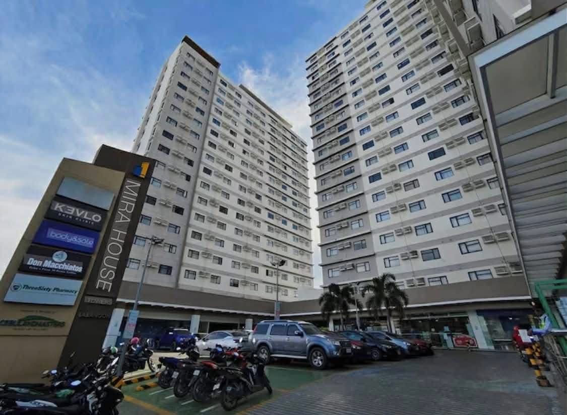 FOR RENT - 1BR CASA MIRA LABANGON TOWER 2 FLOOR20 - photo 1