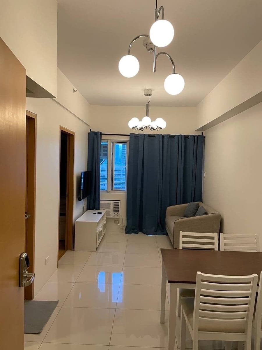 Fully-furnished 1BR Condo for Rent in Time Square West Big Apple BGC, Fort Bonifacio, Taguig - photo 1
