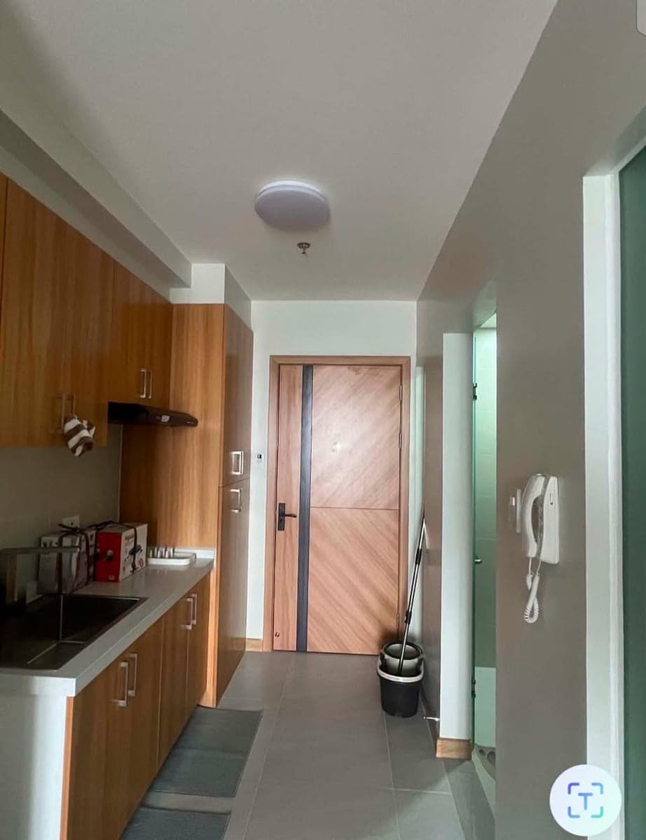 Unit  For rent                 Congressional Town Center                                    TOWER 2 - photo 2
