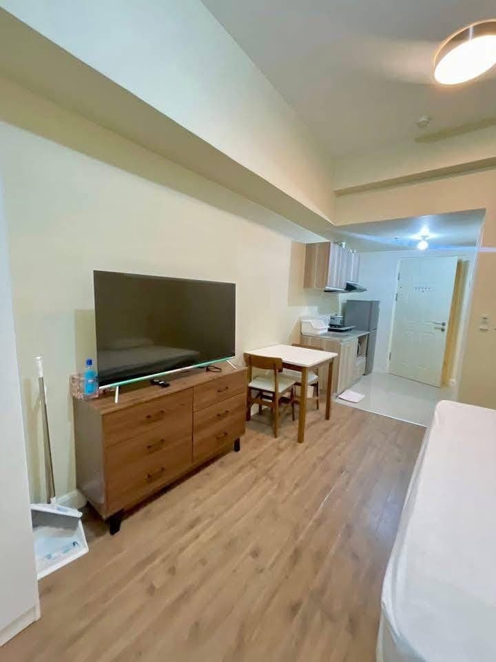 FOR RENT cozy Studio in Grand Residences! Available for viewing anytime. - photo 4