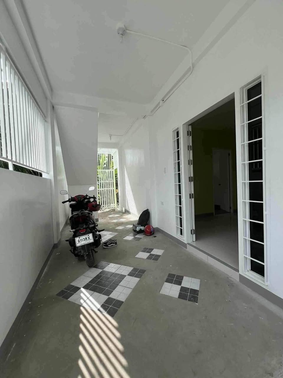 Newly Built 2-Storey House for Rent - photo 5