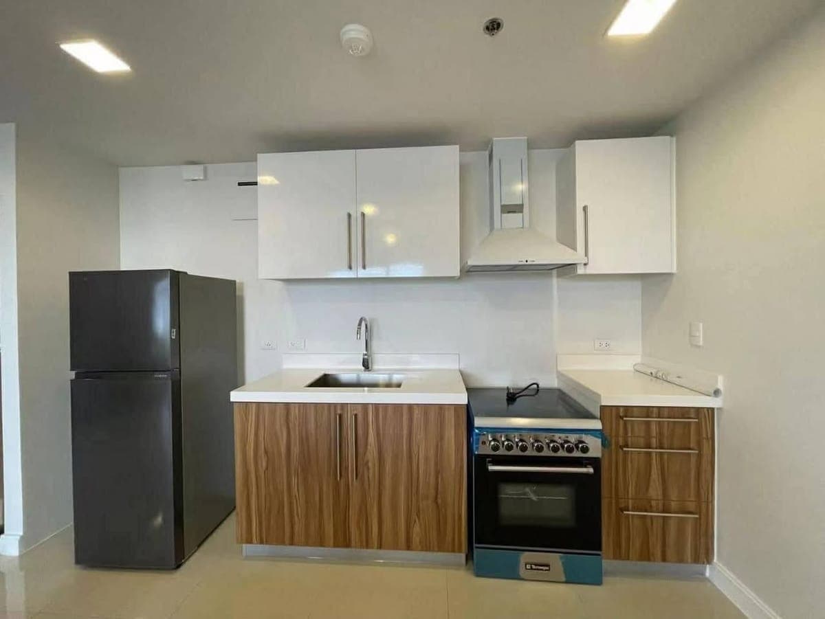 THE ALCOVES FOR RENT - photo 2