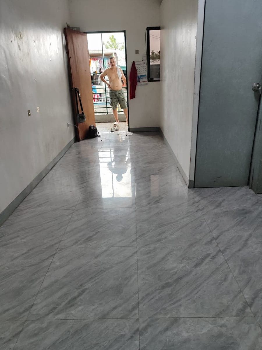 room for rent 3rd floor8k monthly 2 months advance 1 month deposit, with 1 bedroom.mt.apo palar vill... - photo 2