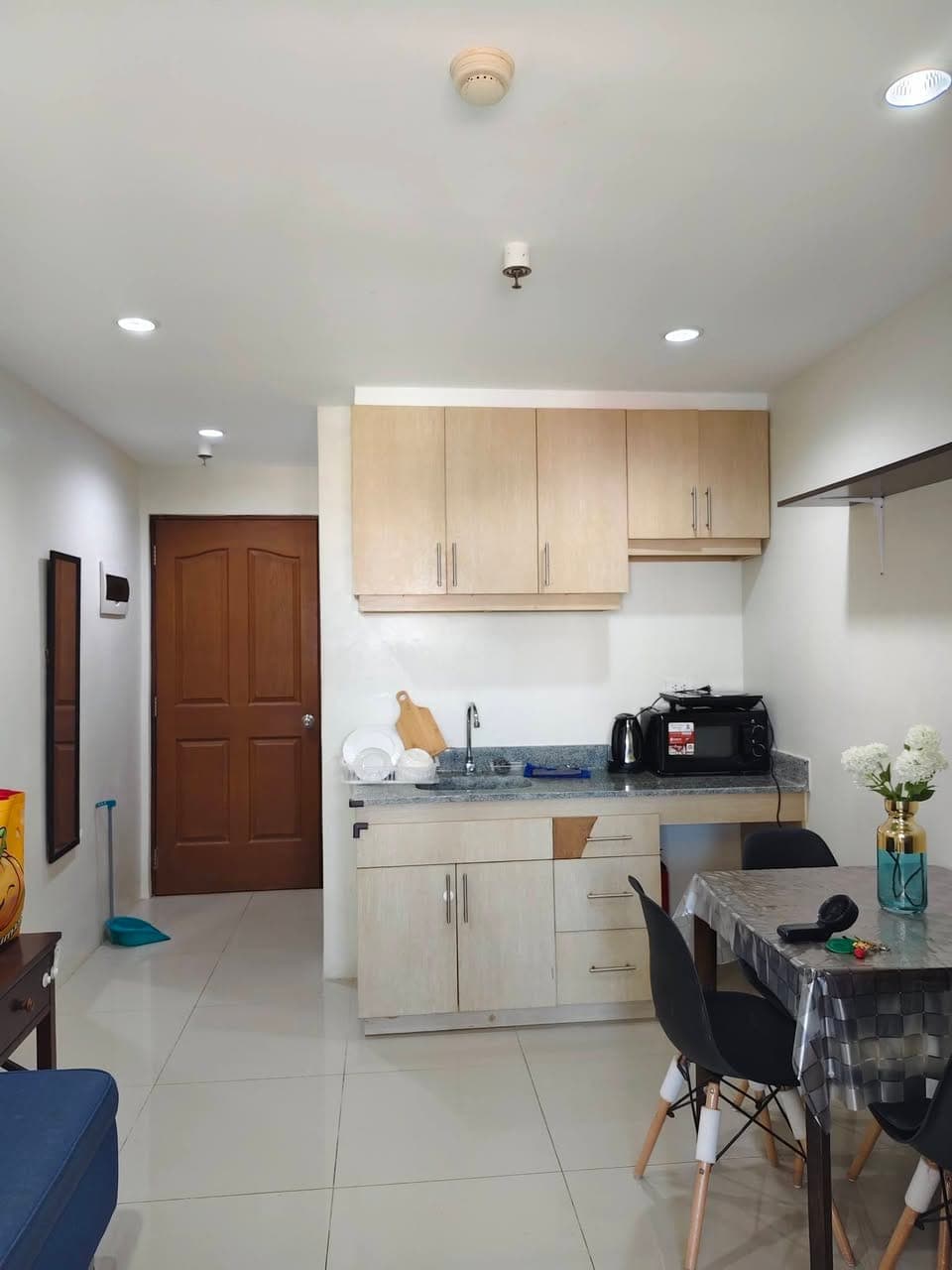 🍀 1 𝑩𝒆𝒅𝒓𝒐𝒐𝒎 𝑪𝒐𝒏𝒅𝒐 𝑼𝒏𝒊𝒕 𝑭𝒐𝒓 𝑹𝒆𝒏𝒕 𝒊𝒏 𝑹𝒐𝒚𝒂𝒍 𝑮𝒂𝒓𝒅𝒆𝒏 𝑹𝒆𝒔𝒊𝒅𝒆𝒏𝒄𝒆𝒔 🍀 - photo 3