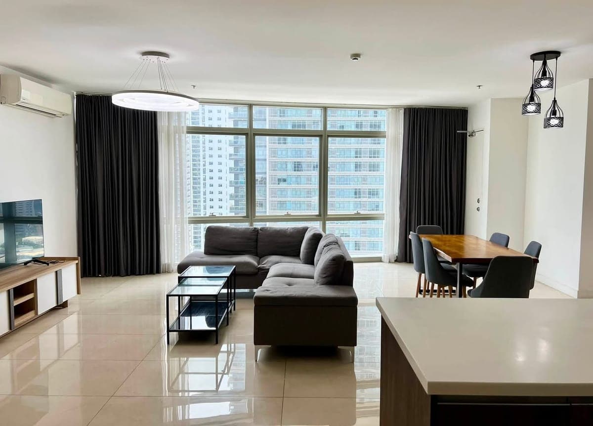 FOR LEASE - photo 1