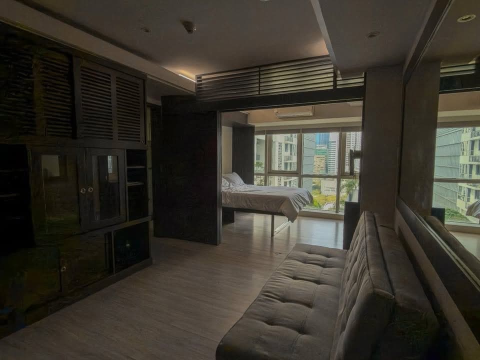 FOR RENT – Fully Furnished 1 BR Unit in BGC, Taguig | South of Market (SoMa) - photo 2