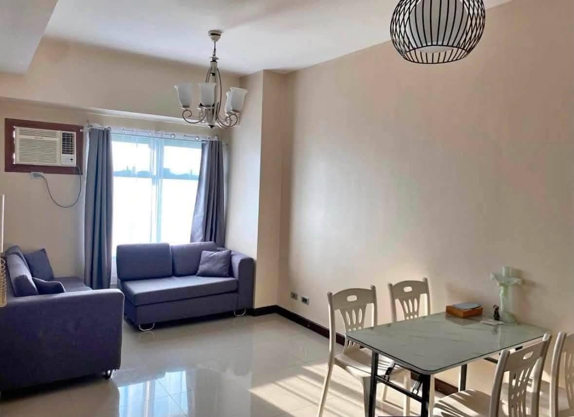 SEMI-FURNISHED 1BEDROOM CONDO UNIT FOR RENT. - photo 1