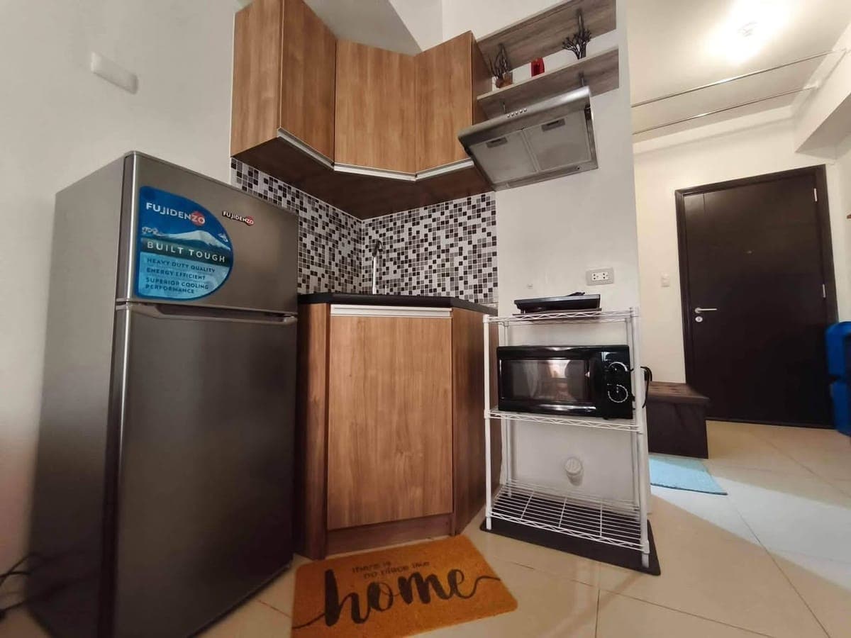 FOR RENT: ₱17,000/month. | Inclusive Association dues - photo 5