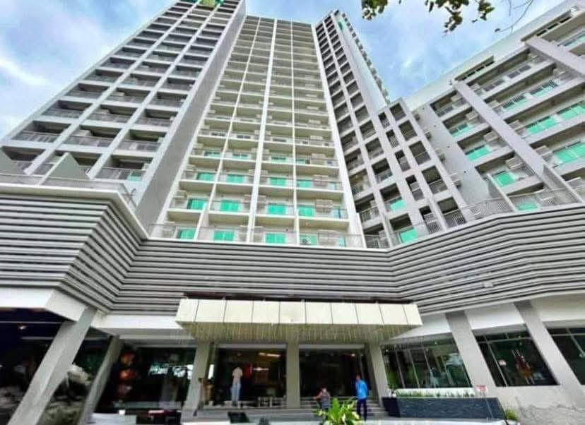 1 BEDROOM UNIT WITH BALCONY FOR RENT - photo 1