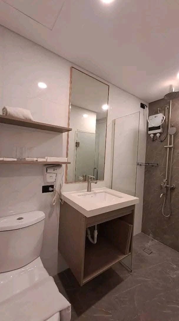 1 BEDROOM UNIT WITH BALCONY FOR RENT - photo 3