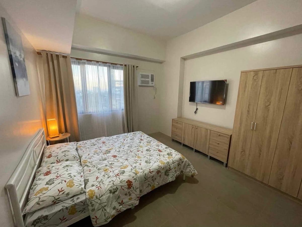 ✨FURNISHED STUDIO CONDO UNIT FOR RENT IN BE RESIDENCES, LAHUG CEBU CITY - photo 2