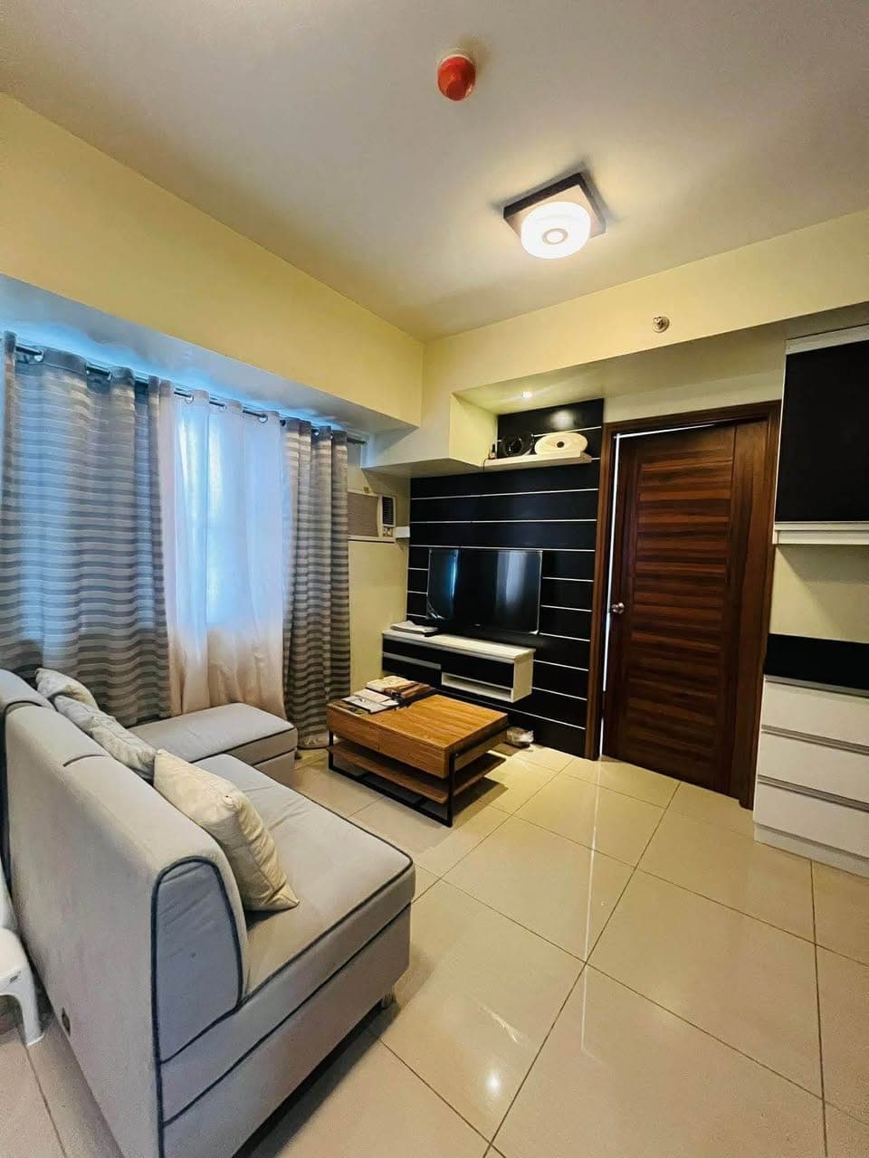 FOR RENT – 1 Bedroom Unit at Horizon 101 Cebu - photo 1