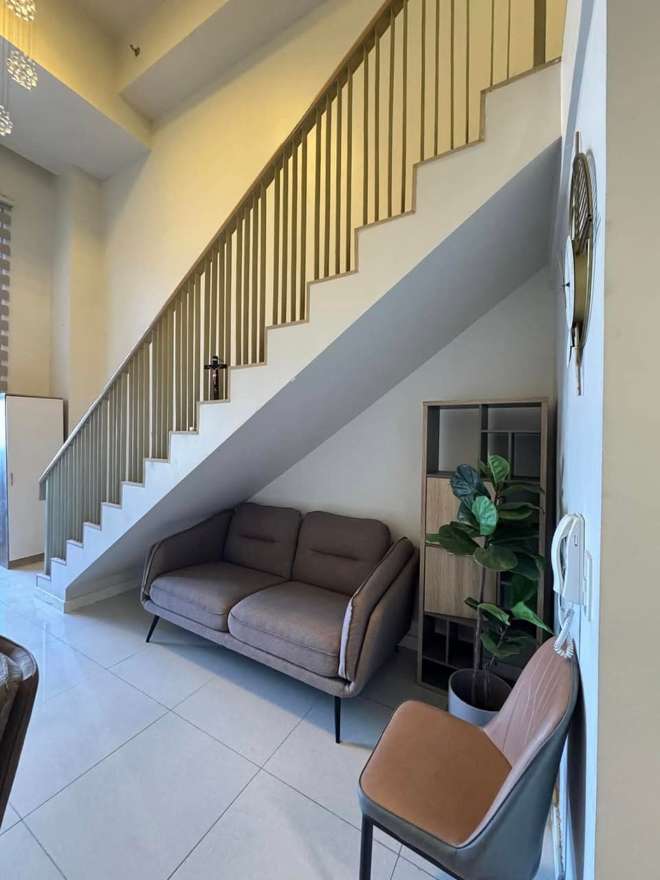 For Rent 1 Bedroom Loft Type Unit in Mandani Bay Suites Tower 2 - photo 1