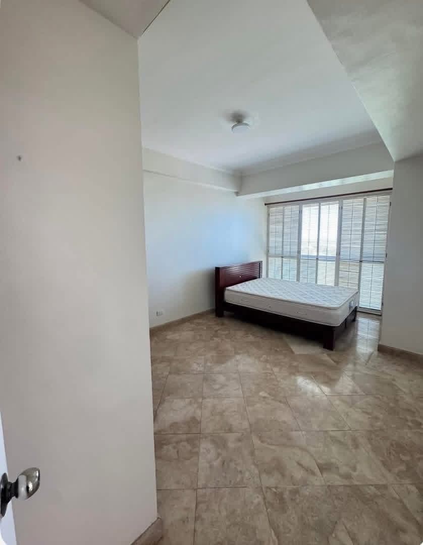 For Rent 3BR unit in Citylights Gardens Condominium - photo 3