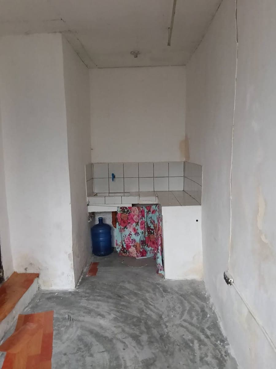 Room for Rent - photo 4